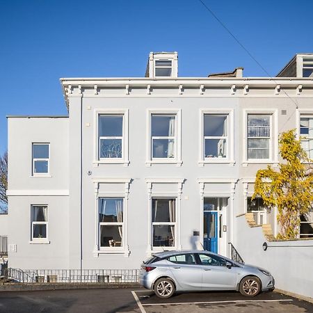 Curb Properties - Super 2 Bed Apartment 5 Min From Town Centre Cheltenham Exterior foto